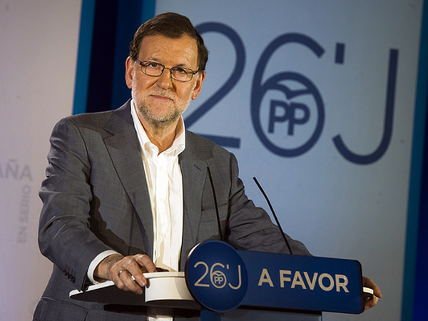 Fotografa de Portada: Mariano Rajoy interviene en un mitin de precampaa en Barcelona (foto: PP)